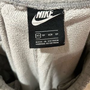 Nike joggers